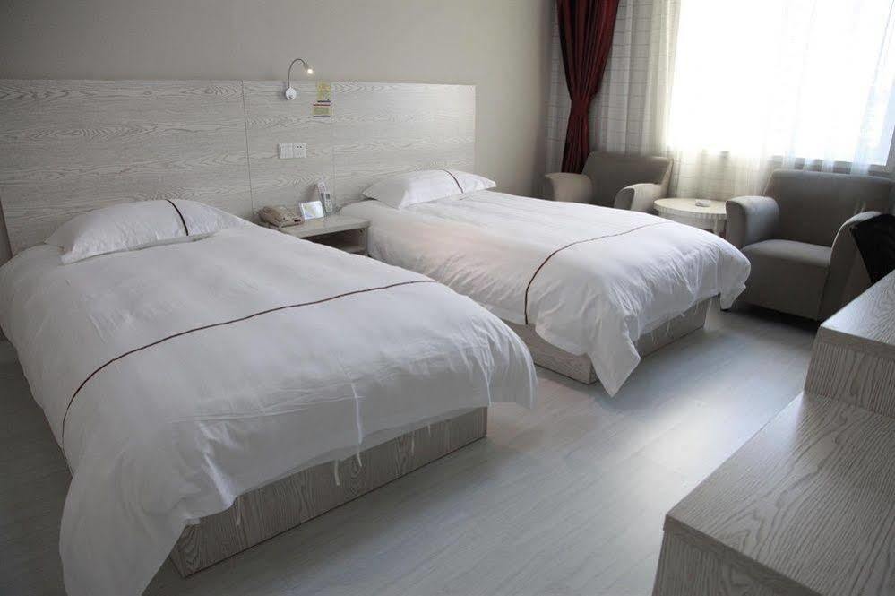 Huzhou Youyou Holiday Hotel Nanxun Экстерьер фото